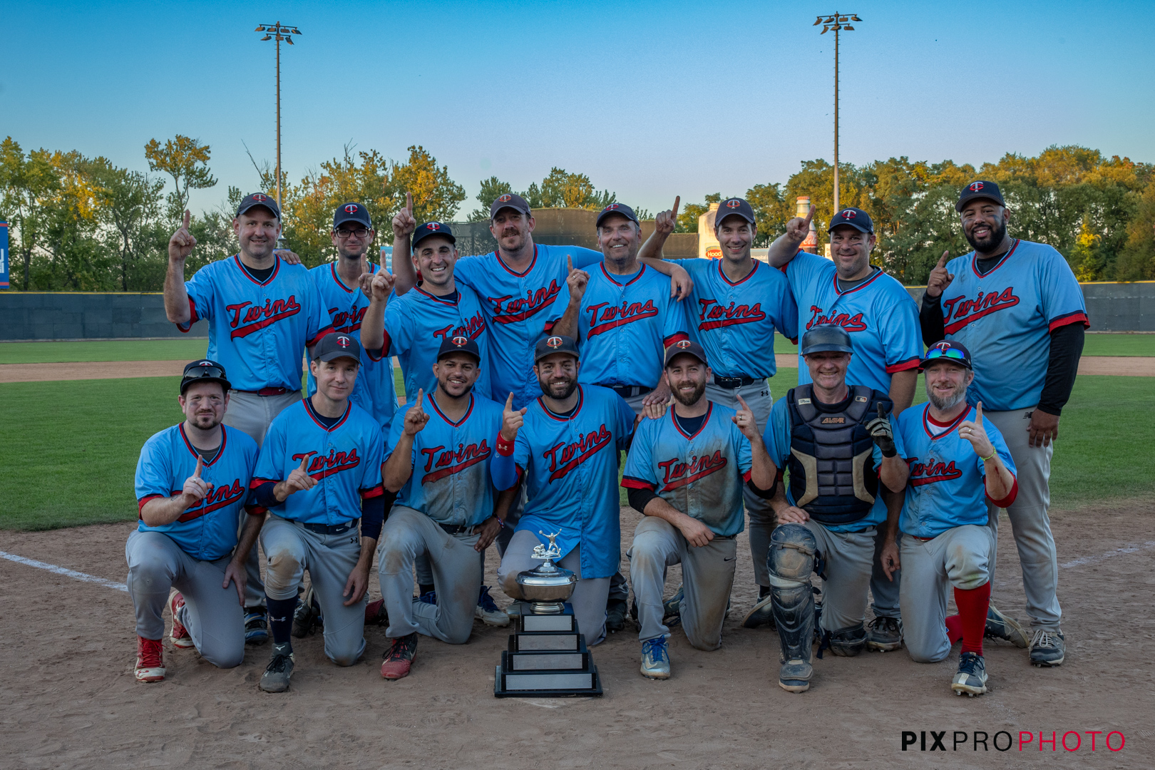 2025 Twins team picture